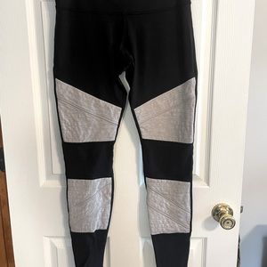 Lululemon, Size 8, Black & Gray Legging